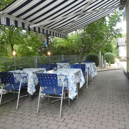 Hotel Am Schwimmbad Hattersheim am Main