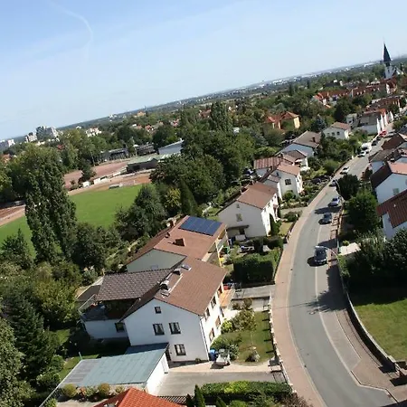 Am Schwimmbad Hattersheim am Main